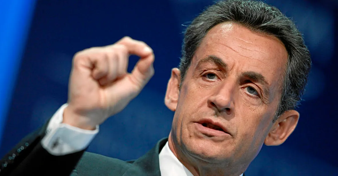 Sarkozy by se prý pokusil zvrátit brexit novou smlouvou o EU