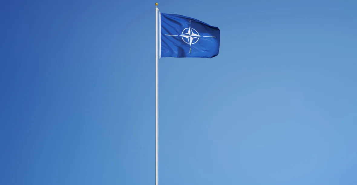 V Bruselu zemřel český voják při NATO. Nešťastně spadl z kola