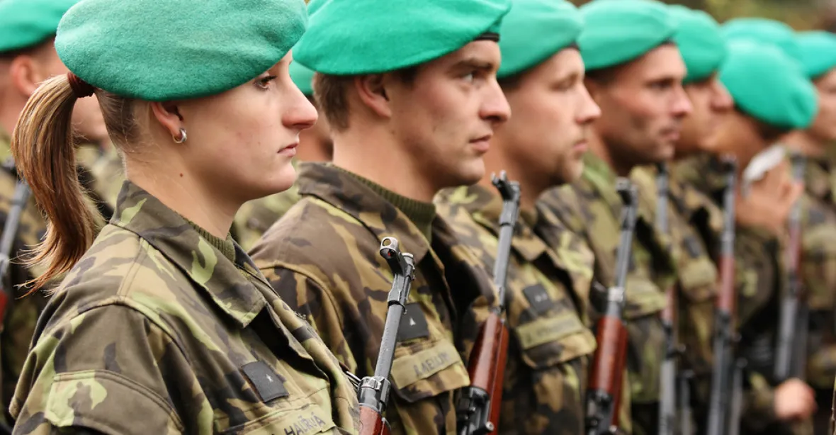 Desítky českých vojáků by měly být nasazeny v Iráku