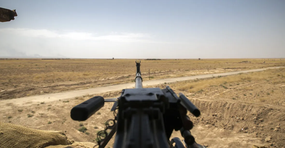 Klíčová bitva proti Islámskému státu. U Mosulu bojuje přes 100 Američanů