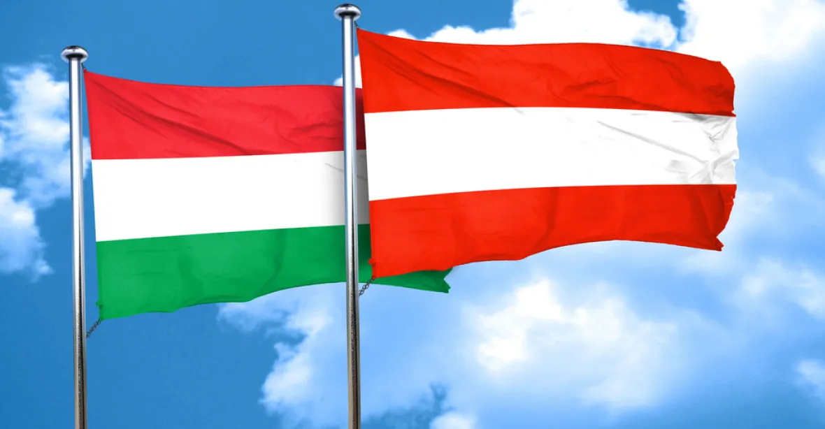 Rakouský policista „uvítal“ Maďara „Heil Hitler“, dostal podmínku