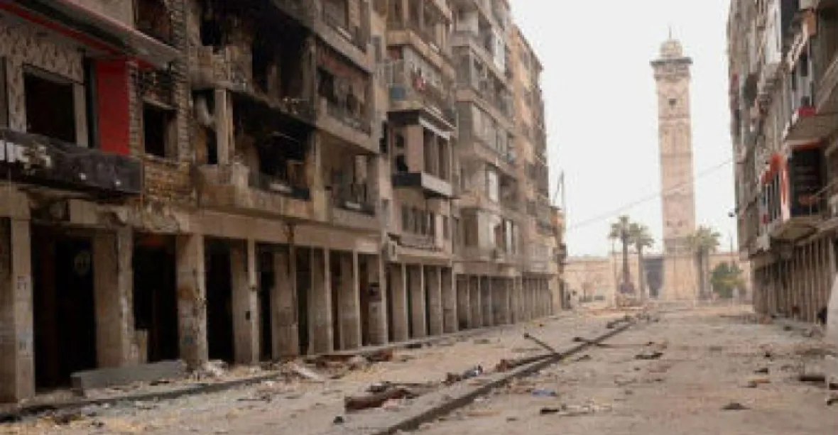 Povstlaci zahájili protiofenzivu u Aleppa. Chtějí prolomit obklíčení