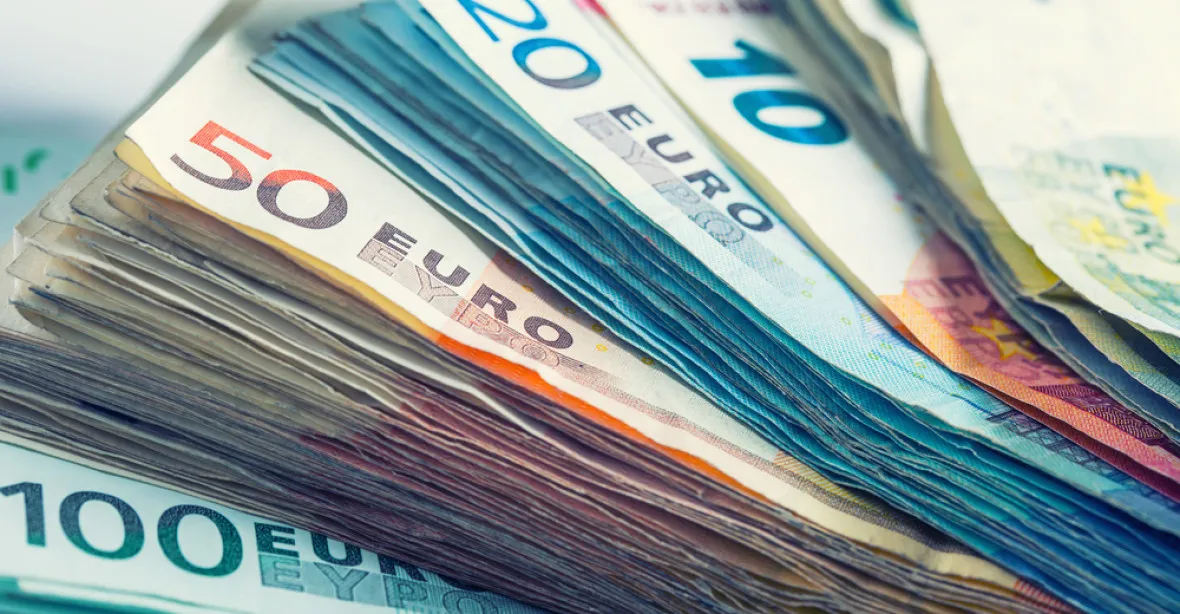 Zakladatel eura má strach o jeho budoucnost, eurozóna není stabilní