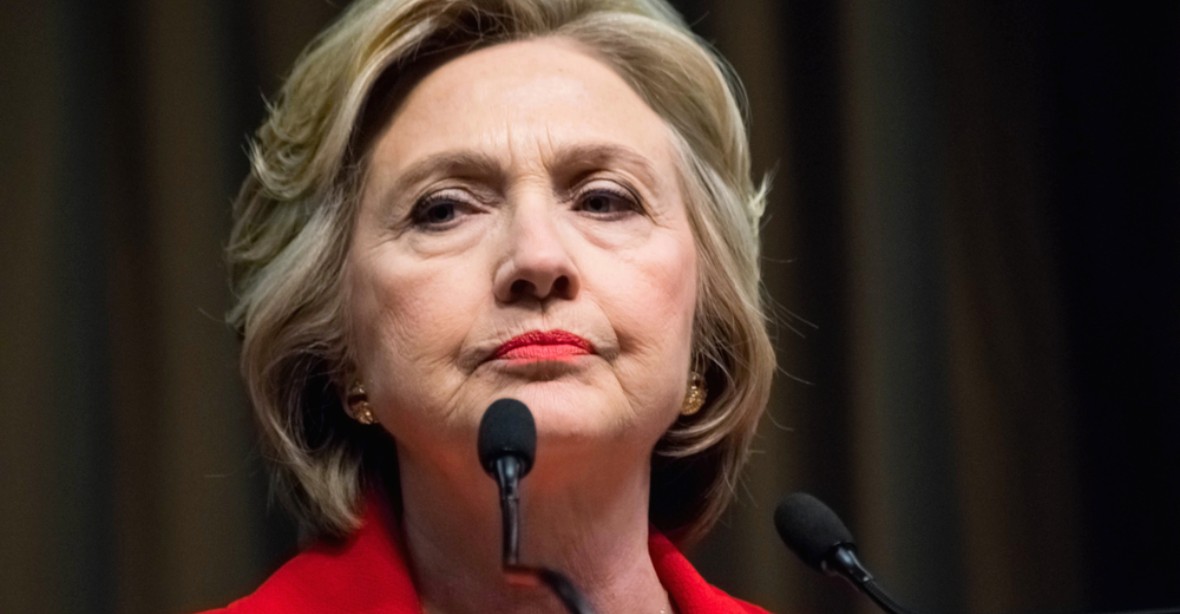 Clintonová prý po volební porážce nechtěla vyjít z domu