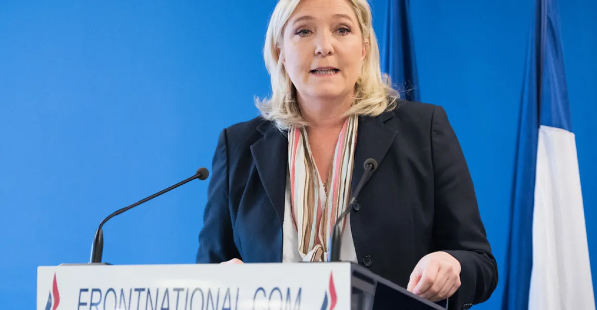 Francouzská hráz proti Le Penové
