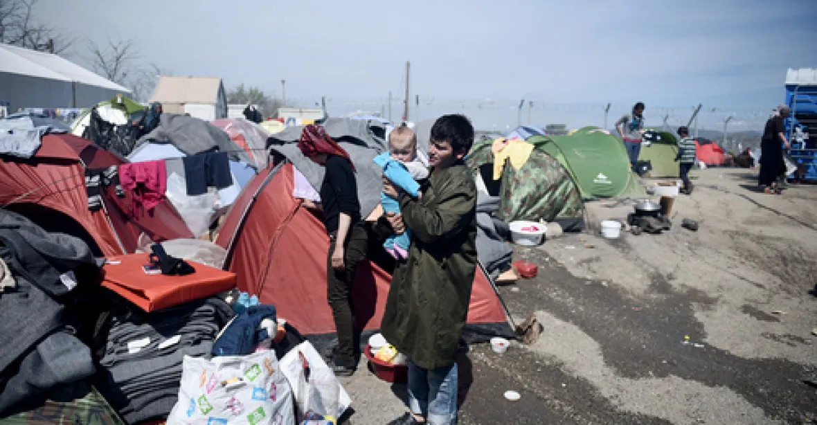 Po střetech v táboře bulharská policie zadržela 400 migrantů
