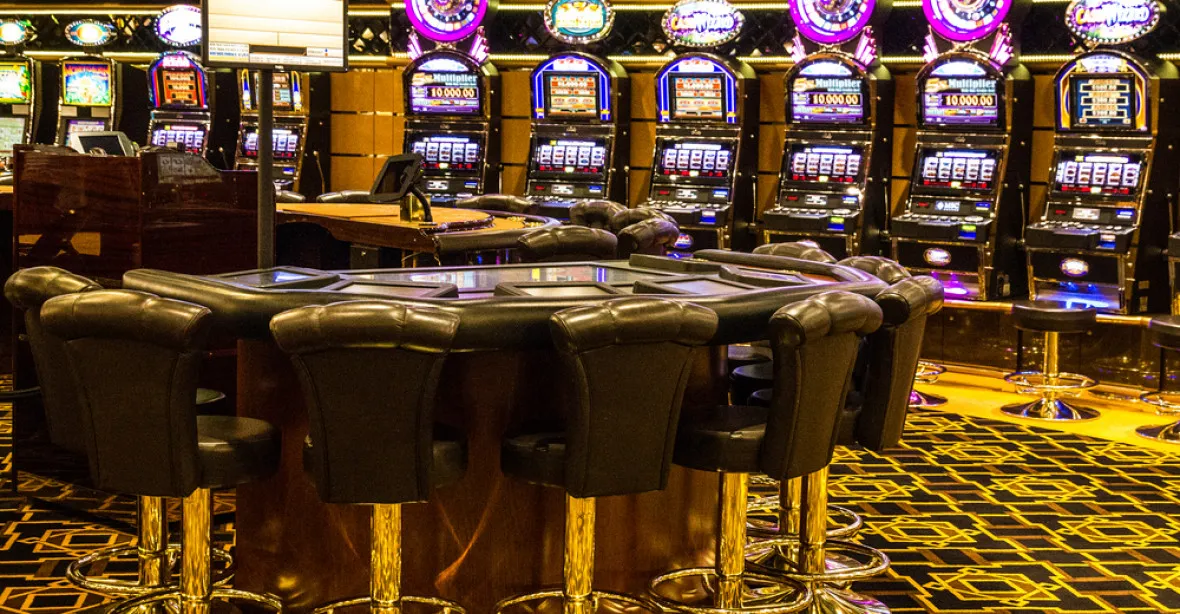 Stát vybere ročně z hazardu kolem 10 miliard, ale na gamblery peníze nejsou