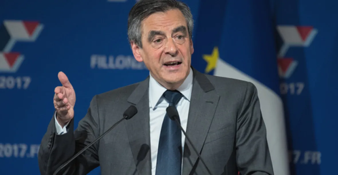 Průzkum: Fillon porazí Le Penovou v prvním i v druhém kole