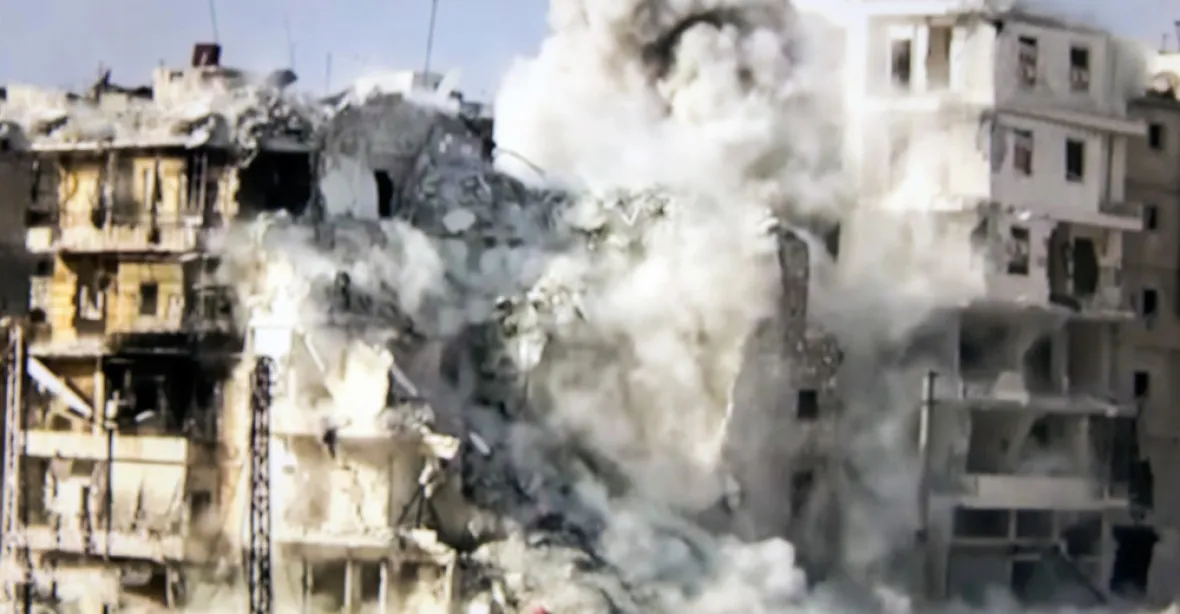 Asadovy jednotky ovládají Aleppo. Sešla se i Rada bezpečnosti