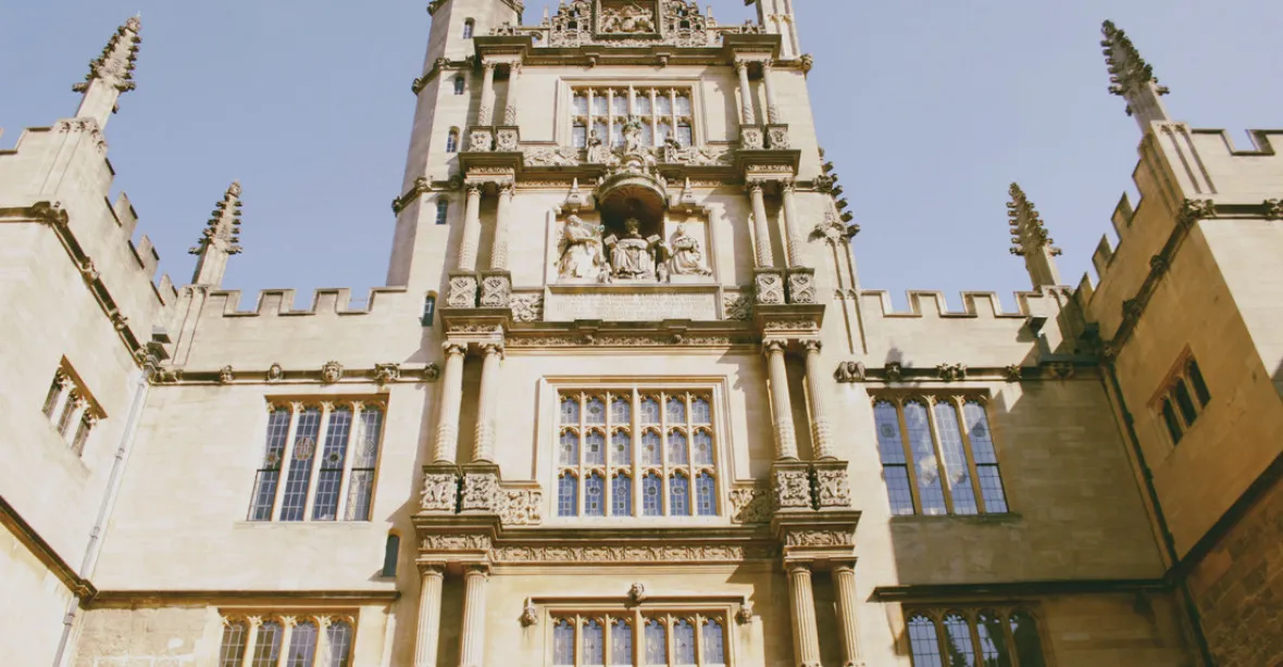 Zvládli byste zkoušky na Oxford a Cambridge? Zkuste si to