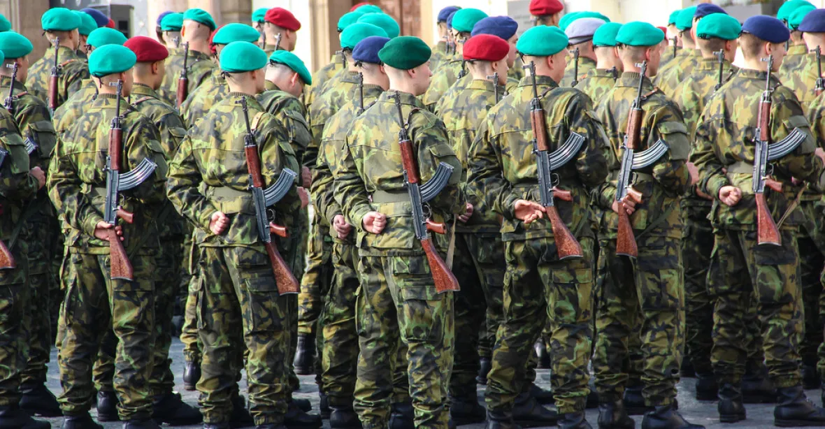 Čeští vojáci měli konflikt s Litevskou policií. Opili se a poprali