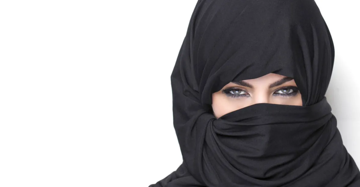 Bavorsko zakáže muslimkám zakrývání obličeje na veřejnosti