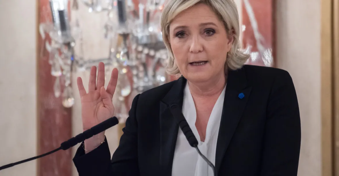 Le Penová vyzývá po londýnském útoku k uzavření hranic