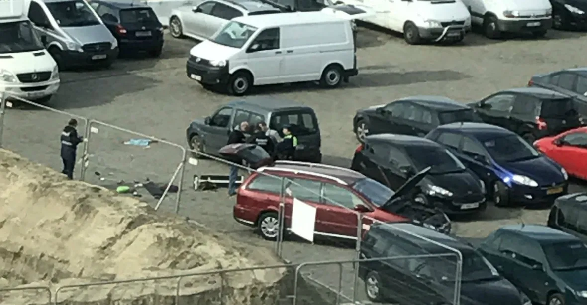 Další pokus o atentát. V Antverpách najel muž autem na pěší zónu