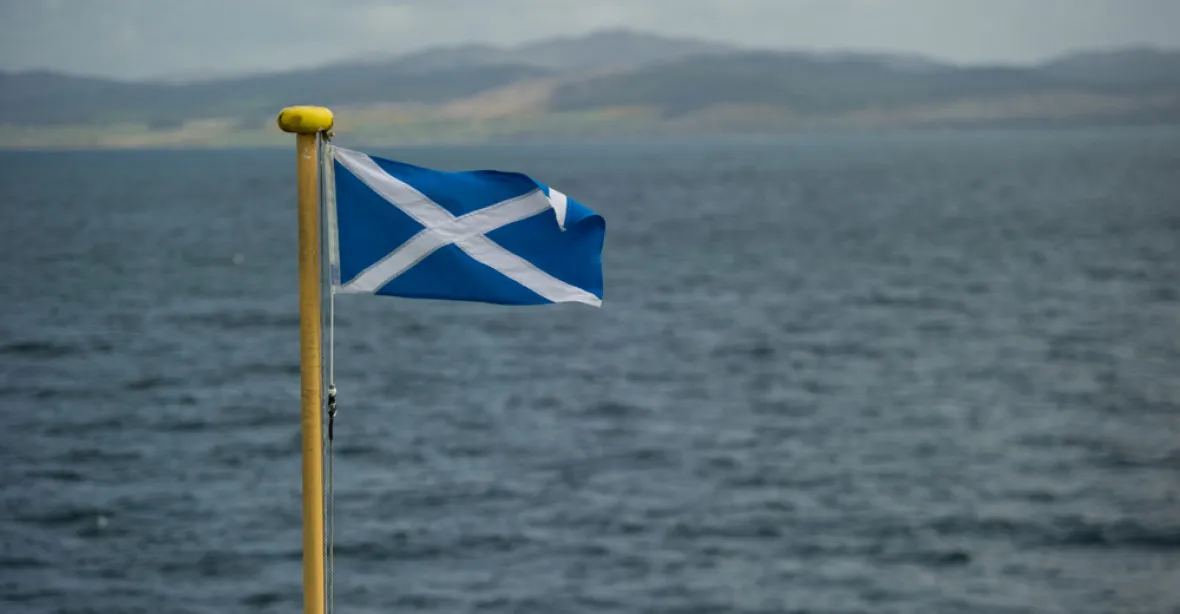 Skotský parlament odhlasoval nové referendum o nezávislosti
