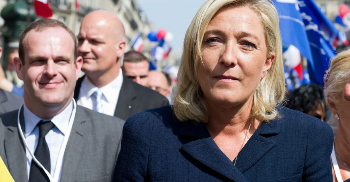 25 laureátů Nobelovy ceny za ekonomii odsoudilo program Le Penové