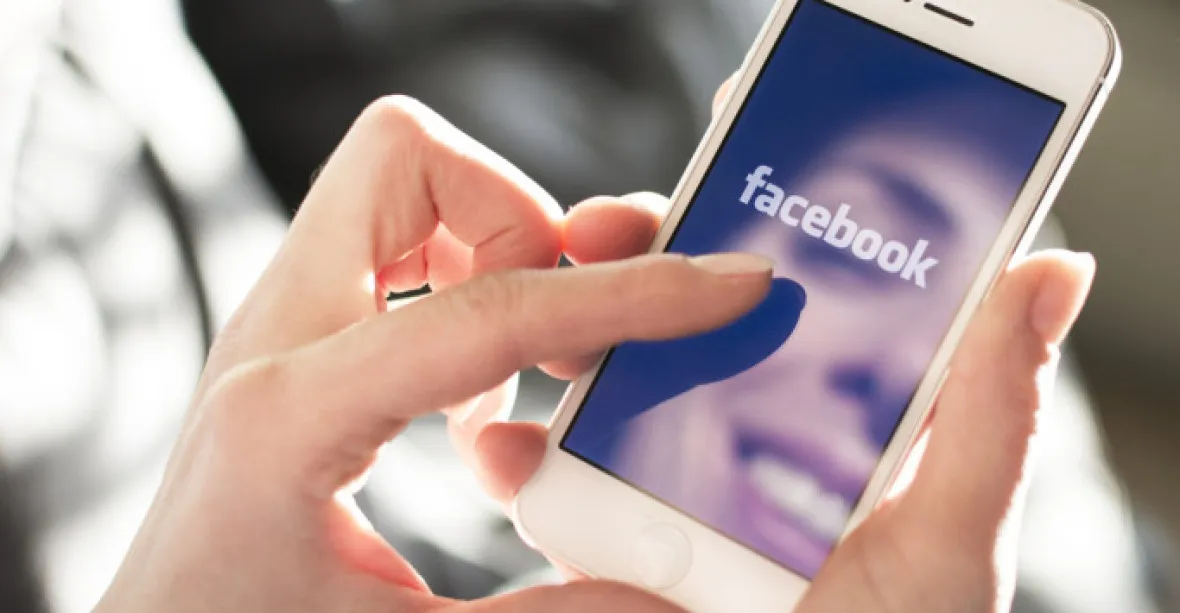 Facebook má podle Zuckerberga nový cíl – rozšířenou realitu