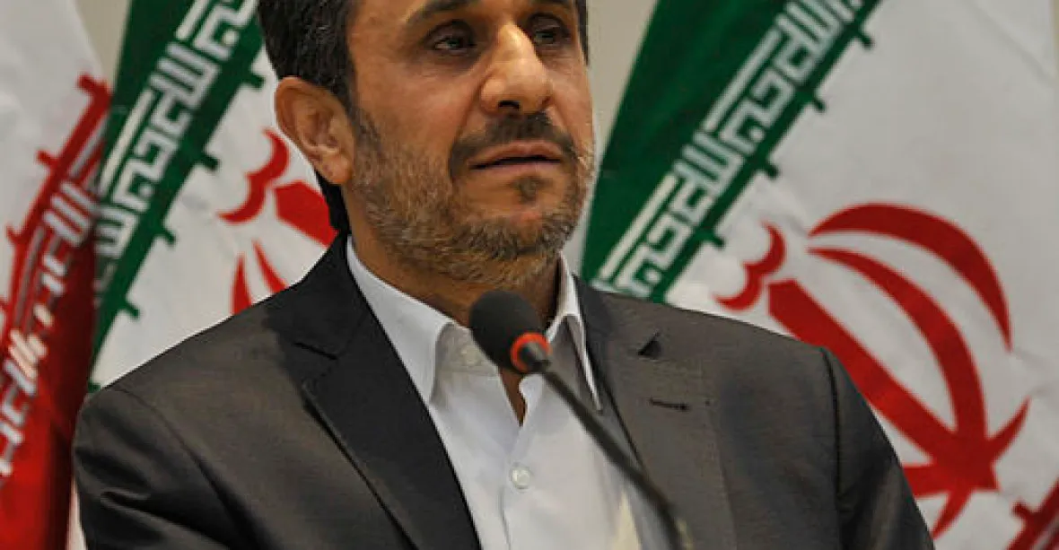 Íránský exprezident Ahmadínežád byl vyřazen z nadcházejících voleb
