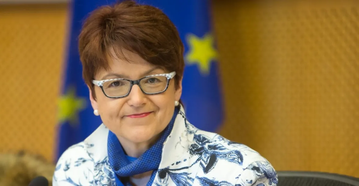 „Jsem zklamaná, že Češi nechtějí Babiše řešit,“ říká europoslankyně Grässleová