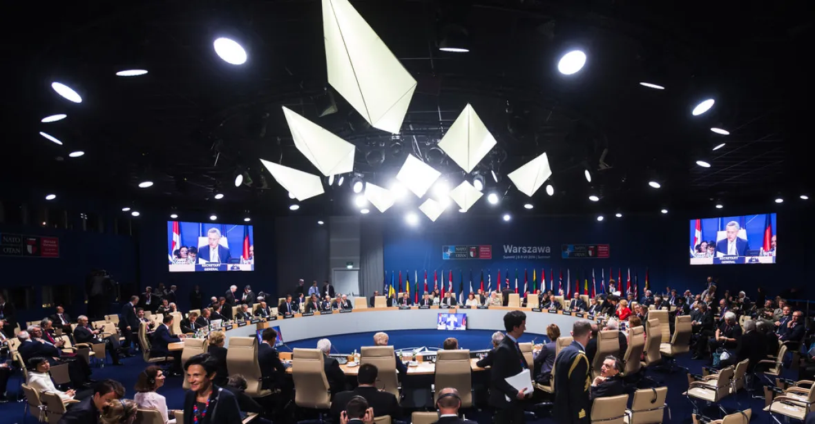 V Bruselu začíná summit NATO