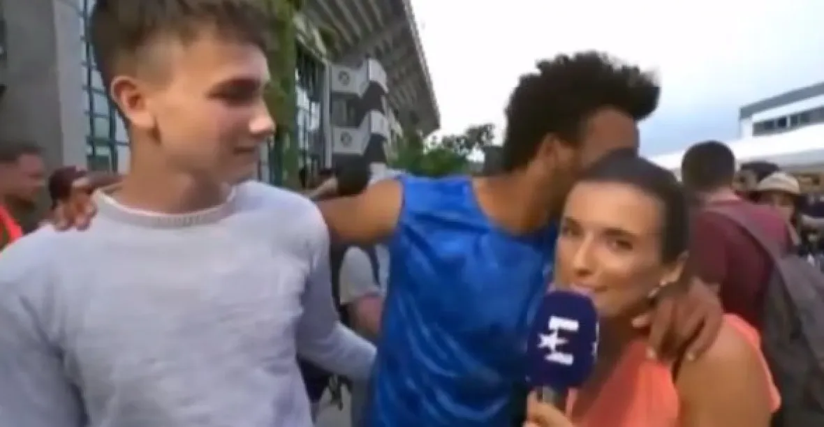 VIDEO: Tenista obtěžoval reportérku. Přišel o akreditaci