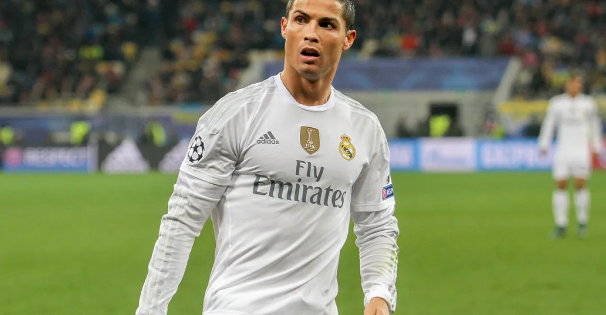 Po Messim i Ronaldo. Portugalská hvězda čelí žalobě za daňové úniky