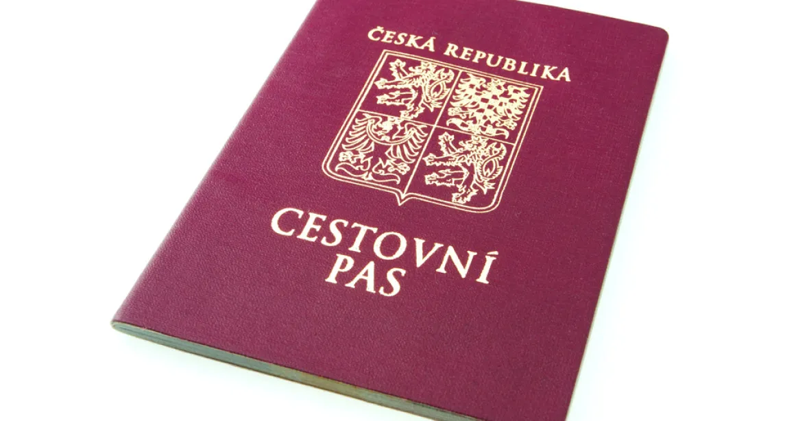 Počet žádostí Britů o české občanství mnohonásobně stoupl