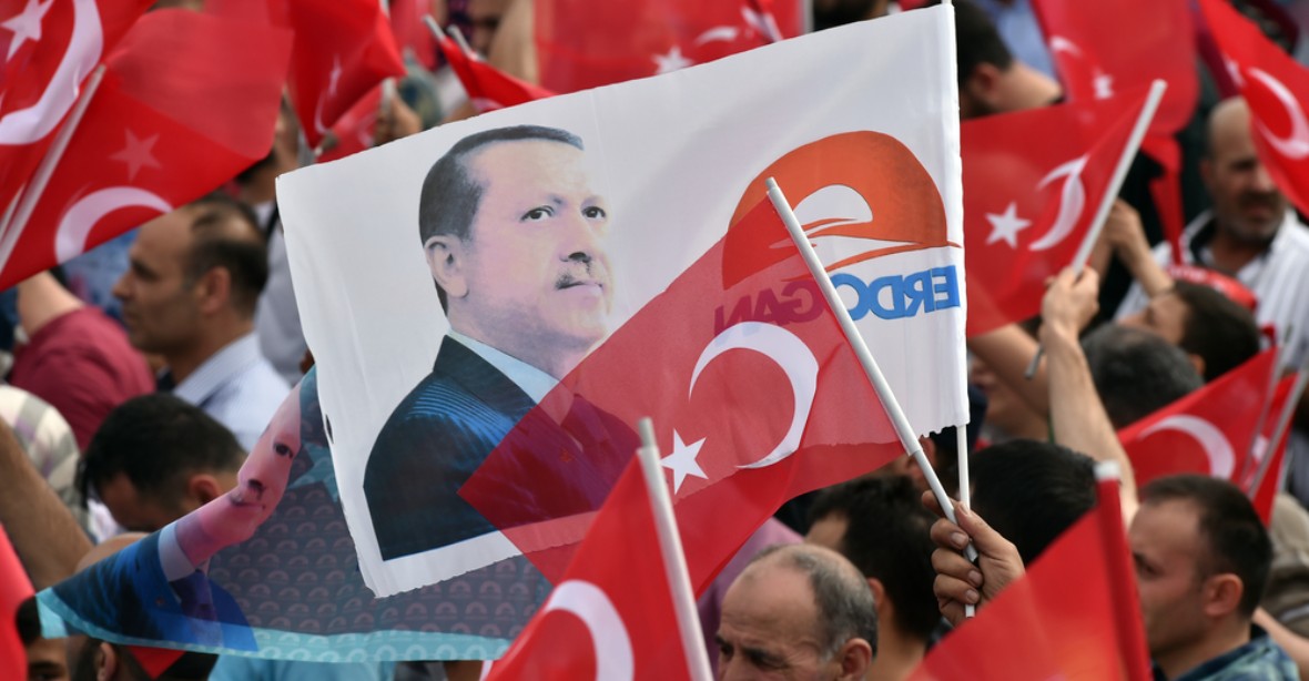 V Turecku zatkli režiséra snímku o Erdoganovi