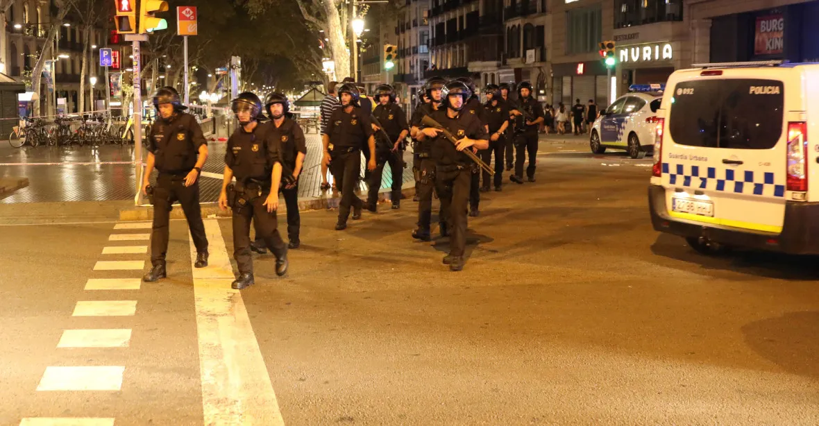 V Barceloně zřejmě útočila speciální džihádistická jednotka al-Kharša