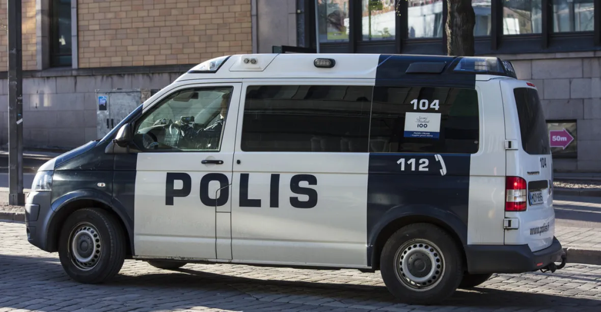 Finská policie vyslechla údajného útočníka z Turku