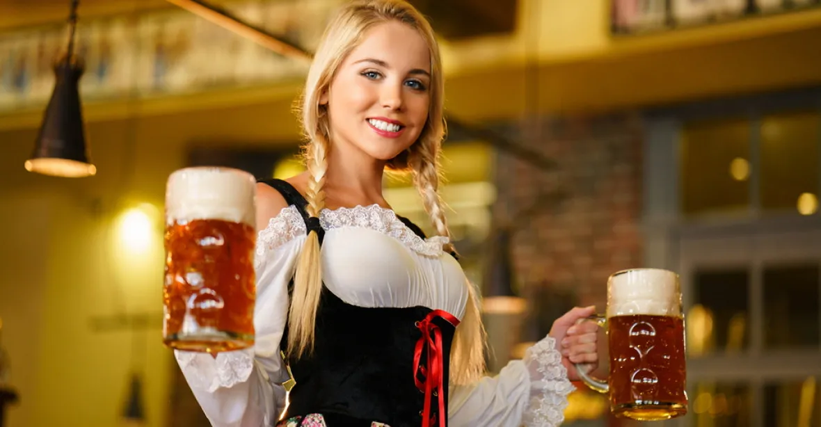 Pivo je jako už tradičně dražší a dražší, tuplák za nejméně 273 Kč. Začal 185. Oktoberfest