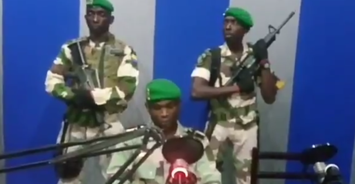 Pokus o státní převrat v Gabonu. Vláda část povstalců zatkla