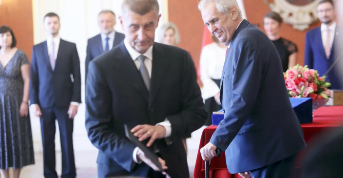 Zeman by volil za prezidenta Babiše. „Neuvažuju o tom, ale člověk nikdy neví,” vzkázal premiér