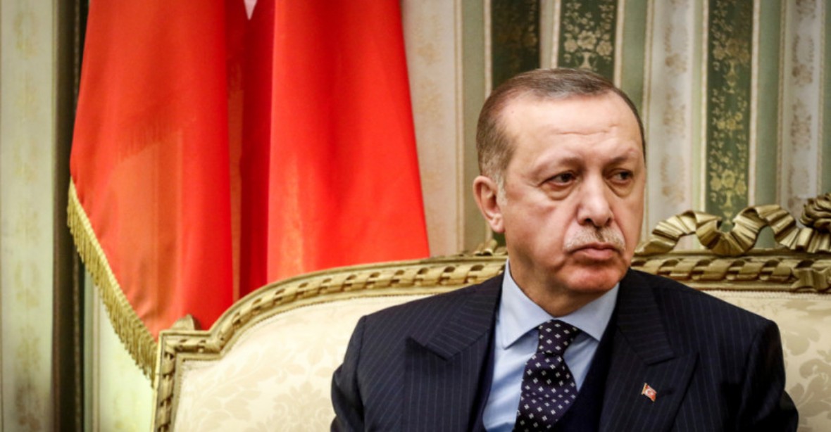 Turecko hrozí, že nepodpoří NATO v Pobaltí, pokud aliance neuzná bojující Kurdy za teroristy