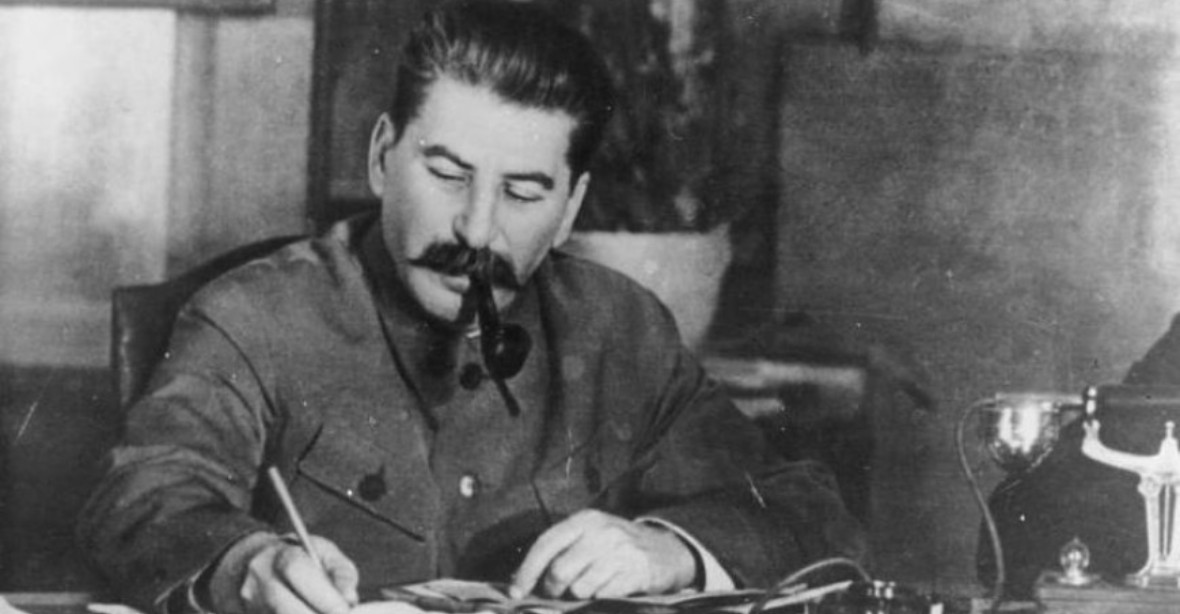 Generalissimus Stalin, otec zakladatel Ruské federace
