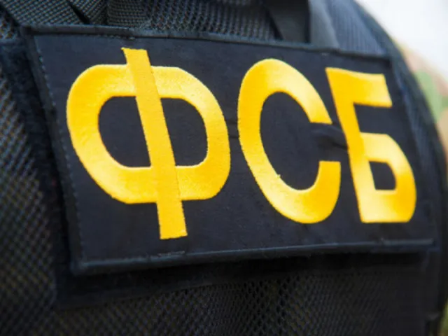 Další zatýkání v letadle: Agenti ruské FSB vrátili z petrohradské ranveje let s nežádoucím politikem