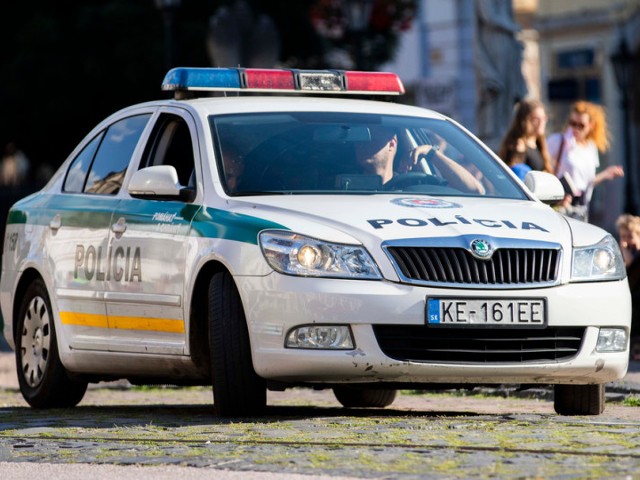 Slovenská policie obvinila dva novináře Denníku N z vyzrazení utajované informace