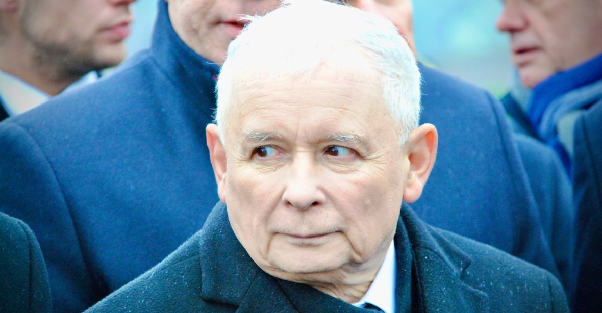 Kaczyński obvinil Rusko z letecké katastrofy u Smolenska. Slíbil i důkazy