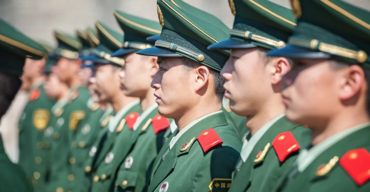 Senátoři hrozili z Tchaj-wanu Číně kvůli Rusku. Odpověděla vojenským cvičením