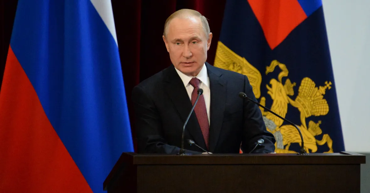 Rusko přesměruje vývoz energií z EU k novým partnerům, říká Putin