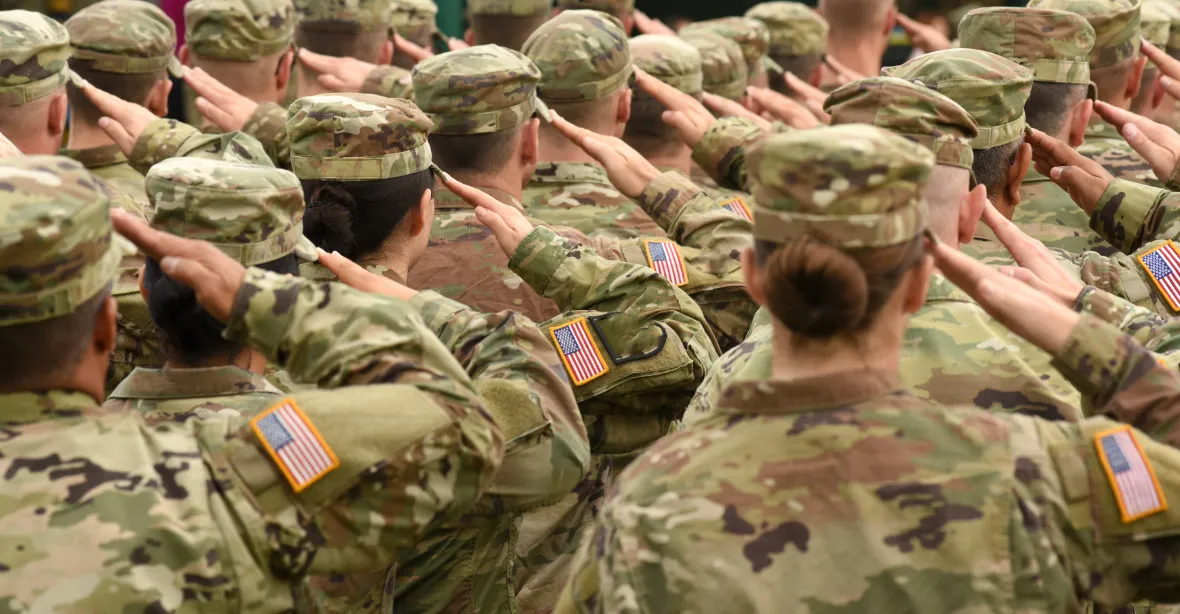 Američané nechtějí sloužit vlasti v armádě, uvádějí průzkumy