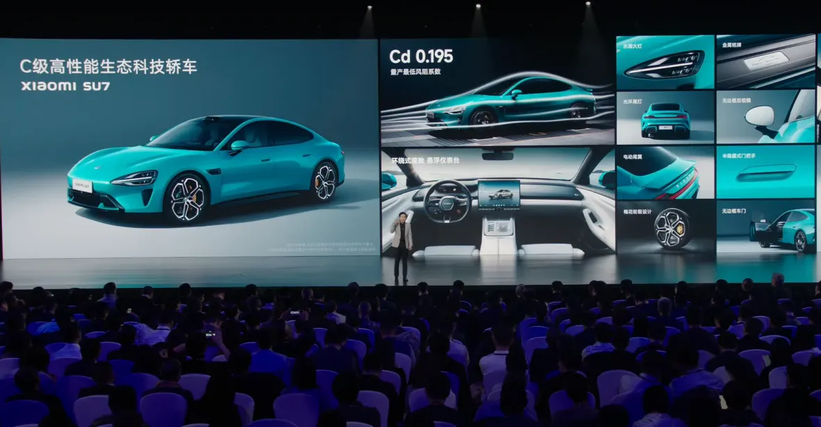 VIDEO: Firma Xiaomi představila elektromobil. Chce vyrábět auta snů srovnatelná s Porsche a Teslou