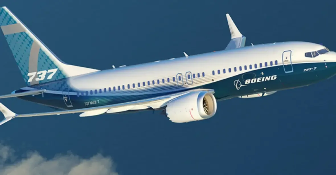 Nehoda Boeingu 737 MAX: Odtrhnutému panelu chyběly čtyři klíčové šrouby