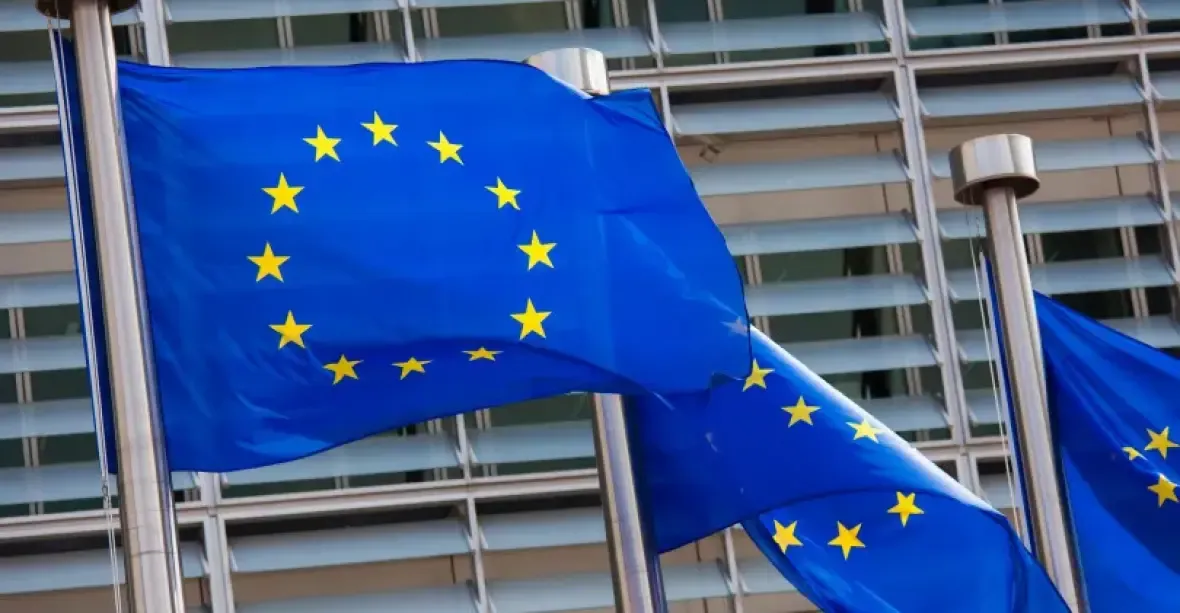 Nový evropský fond pro Ukrajinu je jen „kreativní účetnictví“, píše Politico