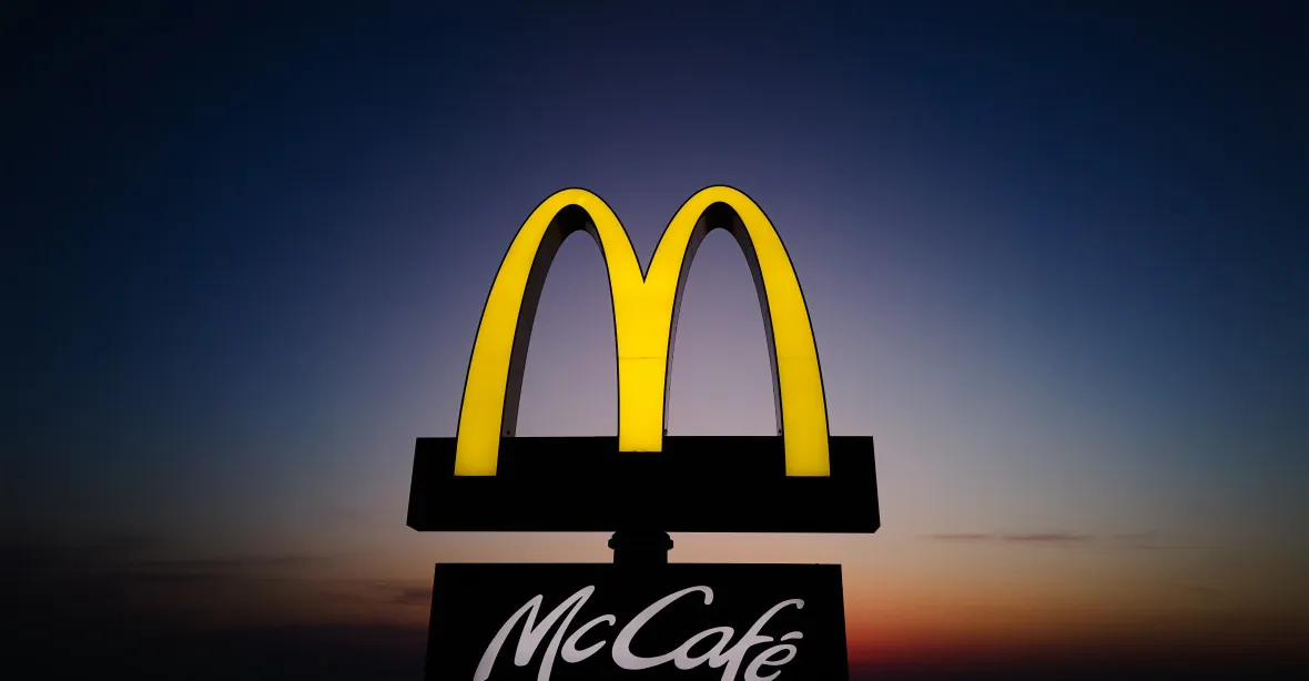 McDonald’s se zhroutil systém. Problémy hlásil po celém světě včetně Česka
