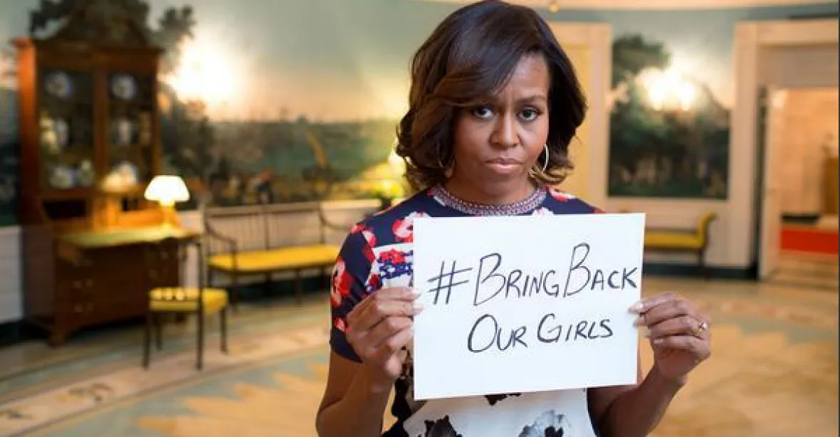V unesených dívkách vidím i svoje dcery, řekla Obamová