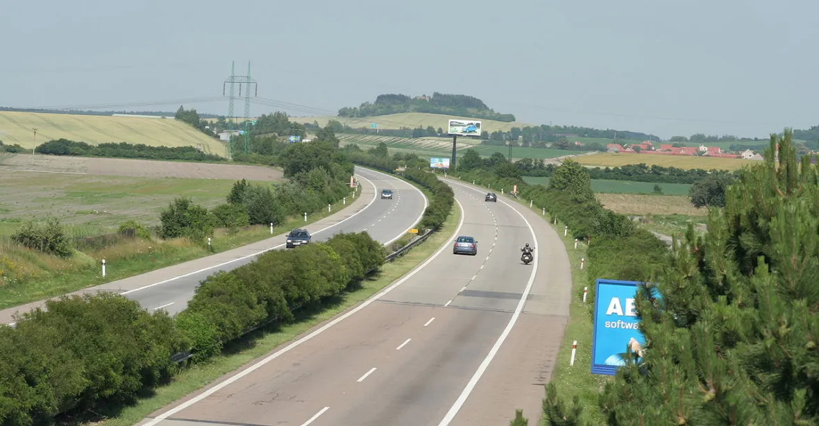 Dálnice z Hradce do Polska se začne stavět za tři roky