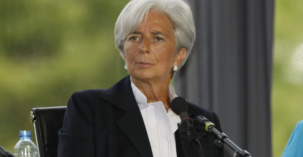 Ředitelku MMF Lagardeovou vyšetřují francouzské úřady