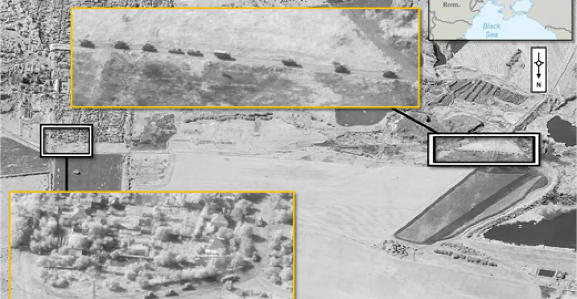 NATO: Satelitní snímky dokazují ruská vojska na Ukrajině