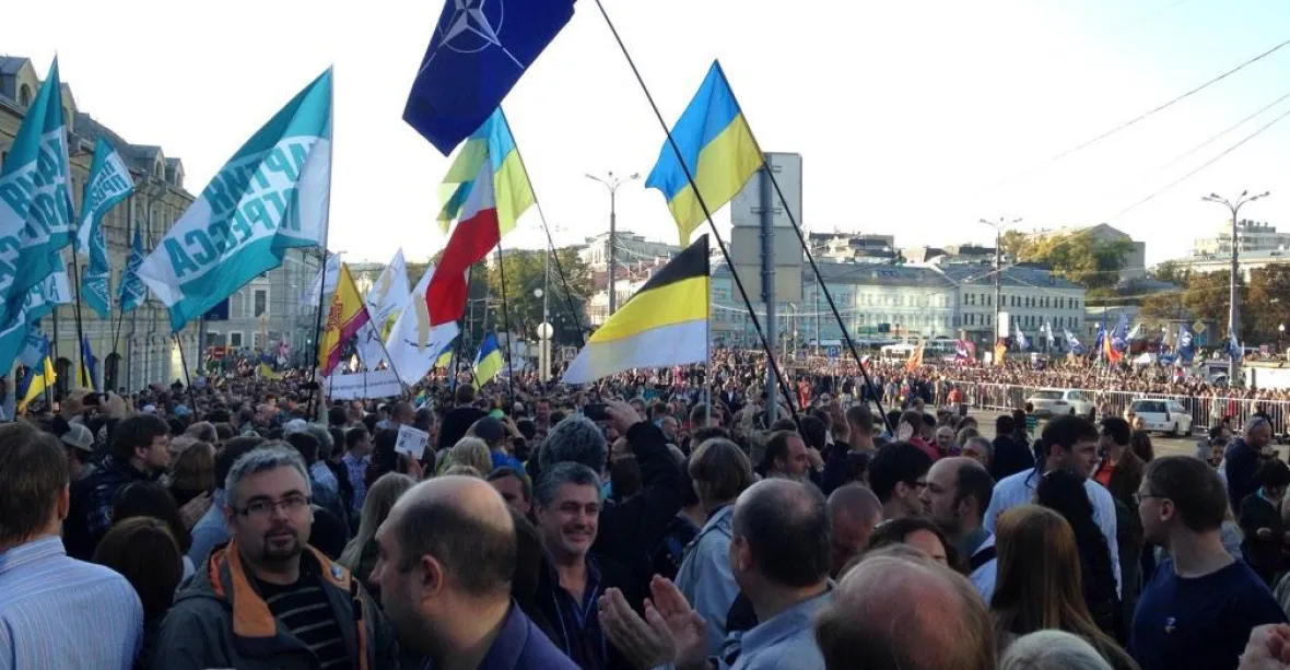 'Rusko bez Putina, Moskva bez Lenina!' volali demonstranti